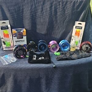 Magic Yo-Yo Collection - Black, Purple, Blue, Red